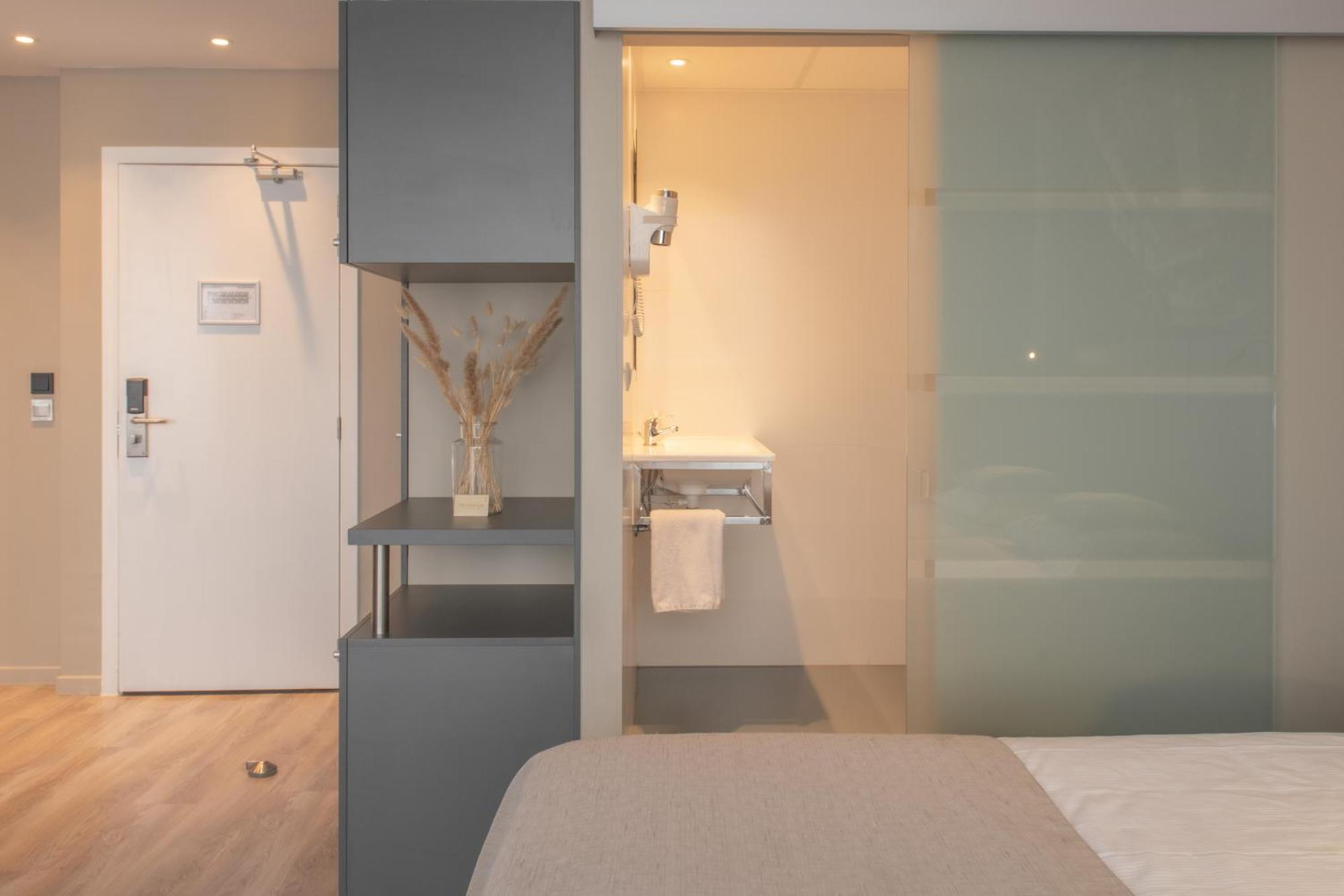 City Hotel 테르노젠 외부 사진